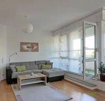 (EF0503_M) Dresden: Radebeul, Bezug in neu möblierte Dach-Wohnung mit Dachterrasse, Aufzug im Haus, ruhige Wohnlage