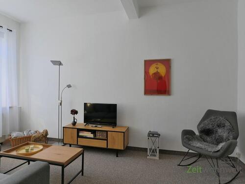 Blick ins Wohnzimmer - 2 Zimmer Etagenwohnung zur Miete in Arnstadt