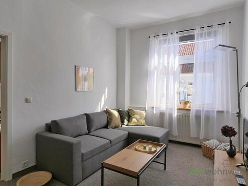 Couschim Wohnzimmer - (EF0721_M) Arnstadt: Arnstadt: neu renovierte möblierte Wohnung, Garten am Haus, WLAN und PKW-Stellplatz inkl.