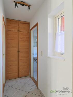 Wandschrank vor dem Gäste-WC - 