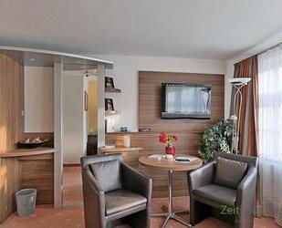 (EF0782_M) Erfurt: Altstadt, zentral gelegenes Apartment mit direktem Blick auf den Erfurter Dom, WLAN inklusive