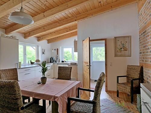 Küchenblick zum Hauseingang - 