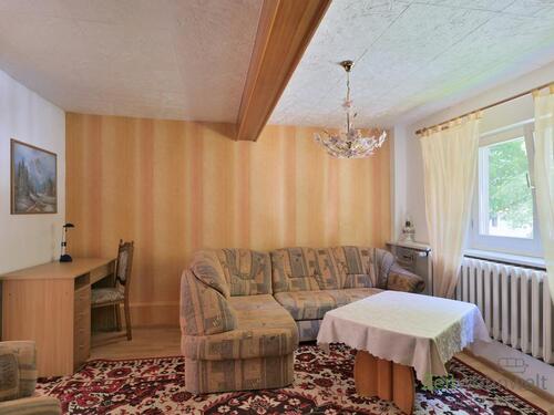 Blick ins Wohnzimmer - (EF1282_M) Erfurt: Egstedt, kleine möblierte 2-Zimmer-Wohnung, einfacher Standard