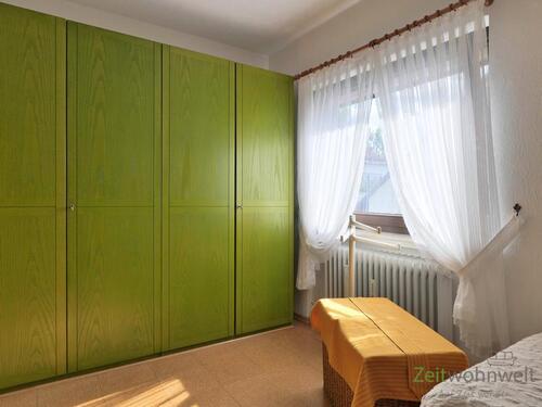 grüner Kleiderschrank - 