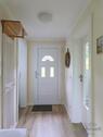 Hauseingang mit Garderobe - 