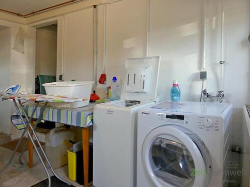 Waschmaschine und Trockner - 