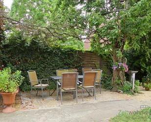 (EF0476_M) Dresden: Radebeul, kleines möbliertes Häuschen, Sitzecke im Garten, für Wochenendheimfahrer