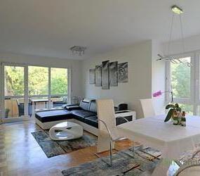 (EF0844_M) Dresden: Striesen-Ost, phantastische möblierte Wohnung mit Aufzug, Parkettböden, Balkon, WLAN, TG-Stellplatz