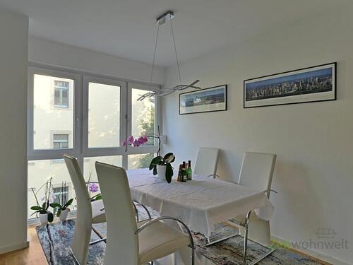 Esstisch im vorderen Bereich - 2 Zimmer Etagenwohnung zur Miete in Dresden