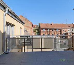 (EF0811_M) Erfurt: Ilversgehofen, Neu sanierte und neu möblierte 2-Zimmer-Wohnung mit Balkon, WLAN inkl.