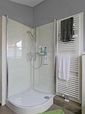 Runddusche im Bad - 
