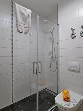 große bodentiefe Dusche - 