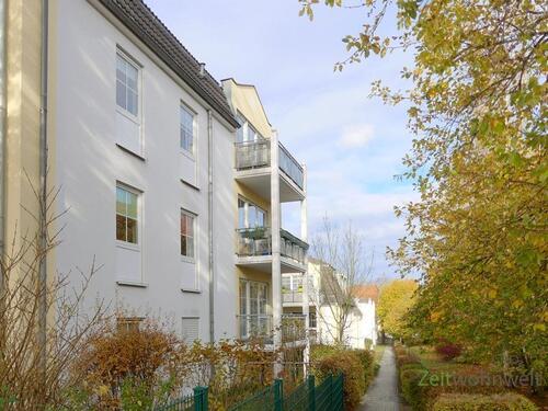 Außenansicht im Spätherbst - 