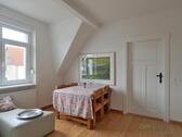 Blick zum Esstisch - 2 Zimmer Etagenwohnung zur Miete in Magdeburg