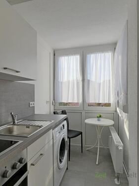 Waschmaschine und Mini-Essplatz - Etagenwohnung mit 34,00 m² in Radebeul zur Miete