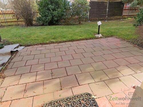 eigene Terrasse im Januar - 