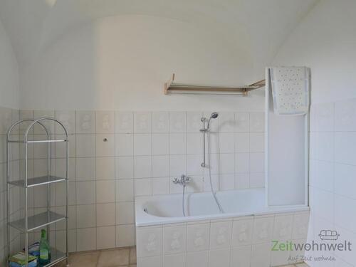 Wanne mit Duschabtrennung - 