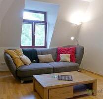 (EF0392_M) Dresden: Striesen-Ost, neu möblierte 3 Zimmer Dachwohnung in ruhiger Altstadtvilla, WLAN inklusive