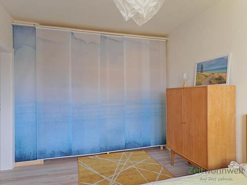 Stauraum hinter den Schiebegardinen - 