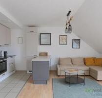 (EF1382_M) Erfurt: Krämpfervorstadt, möblierte Maisonette-Wohnung mit 2 Schlafzimmern und Balkon in der City