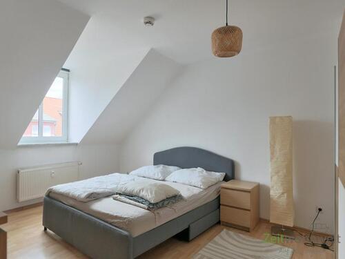Blick ins Schlafzimmer - 