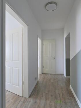 Blick in den Wohnungseingang - 