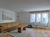 Blick zur Eckcouch - 2 Zimmer Etagenwohnung in Erfurt