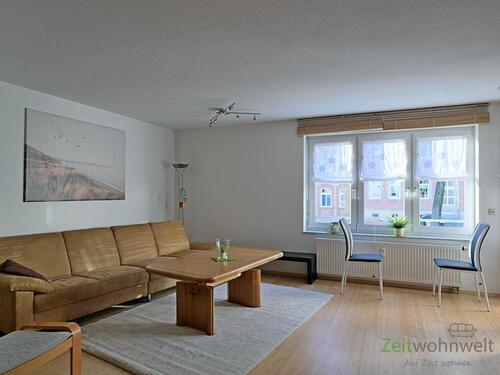 Blick zur Eckcouch - 2 Zimmer Etagenwohnung in Erfurt