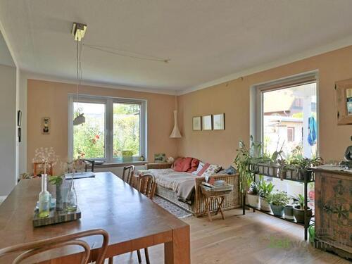gemütlicher Wohnbereich - 2 Zimmer Etagenwohnung in Kassel