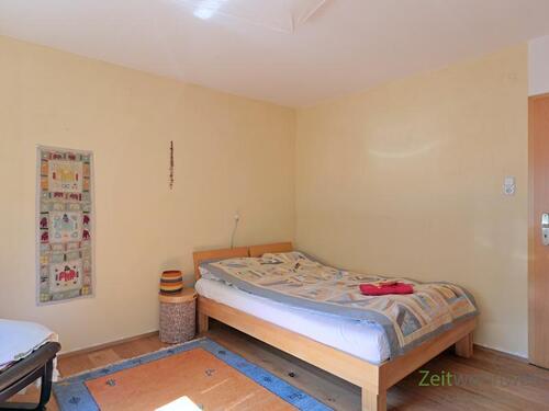 breites Bett - 