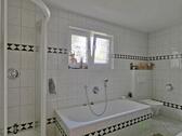 Dusche und Wanne - 