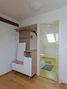 die Flurgarderobe im Aufbau - 