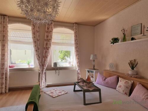Blick ins Schlafzimmer - 