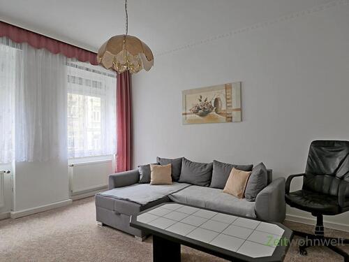 Sofa und Sessel - (EF0766_M) Erfurt: Andreasvorstadt, kleine möblierte 2-Zimmer-Wohnung für Wochenendheimfahrer, Wäschwechsel inklusive