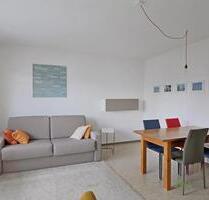 (EF0970_M) Kassel-Stadt: West, möbliertes Apartment auf der ruhigen Gebäuderückseite, mit WLAN, Dusche und Balkon