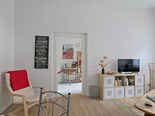 Blick zur Küche - 2 Zimmer Etagenwohnung zur Miete in Chemnitz