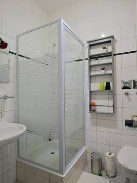 Dusche im Bad - 