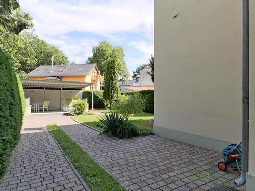 Terrasse am Haus - 