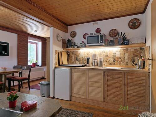 Blick zur Küche - 2 Zimmer Etagenwohnung in Jena