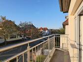 Herbstbalkon in der Abendsonne - (EF1209_M) Magdeburg: Cracau, möblierte Wohnung mit Balkon in einem freistehenden Haus mit Garten