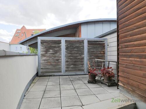 Blick auf die Dachterrasse - 2 Zimmer Etagenwohnung zur Miete in Erfurt
