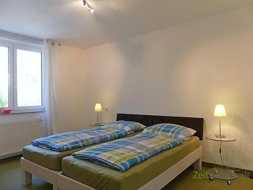 Einzel-Doppelbetten - 3 Zimmer Etagenwohnung in Dresden