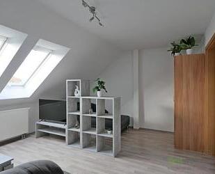 (EF0897_M) Eisenach: Eisenach, neu möblierte Wohnung im Dachgeschoss mit eigener Waschmaschine, WLAN inklusive