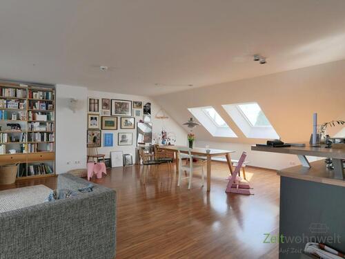 Blick zum Esstisch - 4 Zimmer Etagenwohnung zur Miete in Dresden