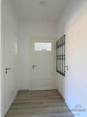 kleiner Wohnungsflur - 
