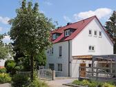 Außenansicht - (EF0136_M) Erfurt: Hochheim, kleine 2-Zimmer-Mansardenwohnung in ruhigem Wohnhaus mit Garten, nahe zur EGA, WLAN inkl.