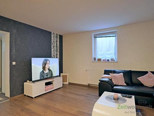 XXL-TV - 2 Zimmer Etagenwohnung zur Miete in Klettbach