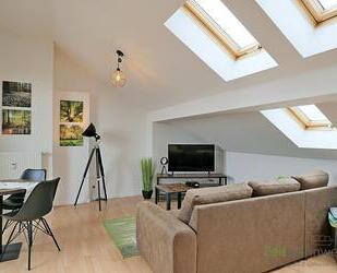 (EF0636_M) Dresden: Friedrichstadt, wunderschönes möbliertes Apartment mit Dachbalkon, WLAN, und Full-Service inklusive