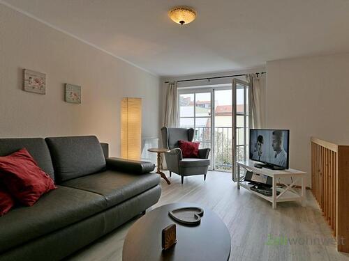 Sessel und TV oben - 