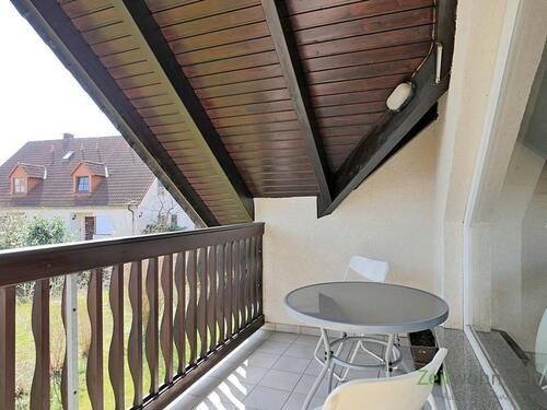 überdachter Balkon im Februar - 2 Zimmer Etagenwohnung in Radeberg